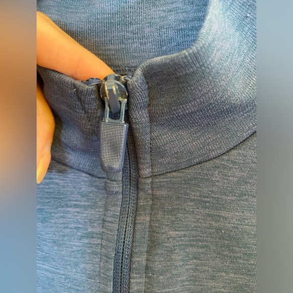 Alphalete sweater - Picture 5 of 10